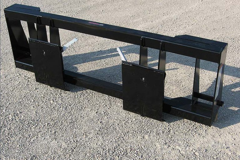 New Holland 56LB, 62LB & 72LB to Skid Steer Quick Attach Adapter