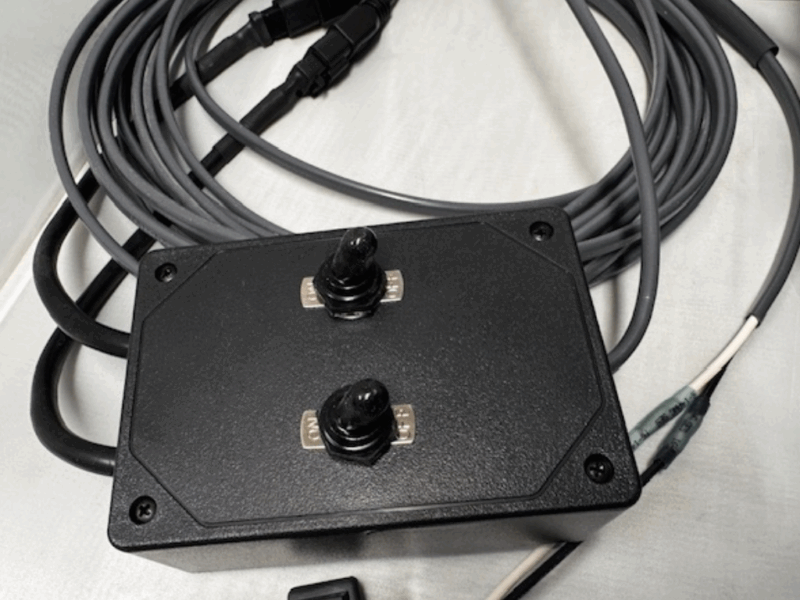 The "RBI DUAL" LED Magnet-Mount Tractor Light Bar - Image 2